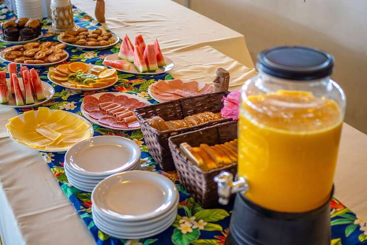 Breakfast/Coffee Service 44 of 60