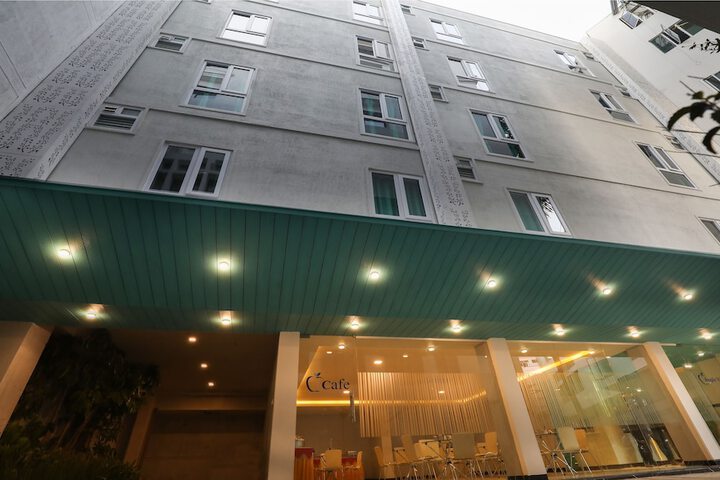 Hotel 37 of 37