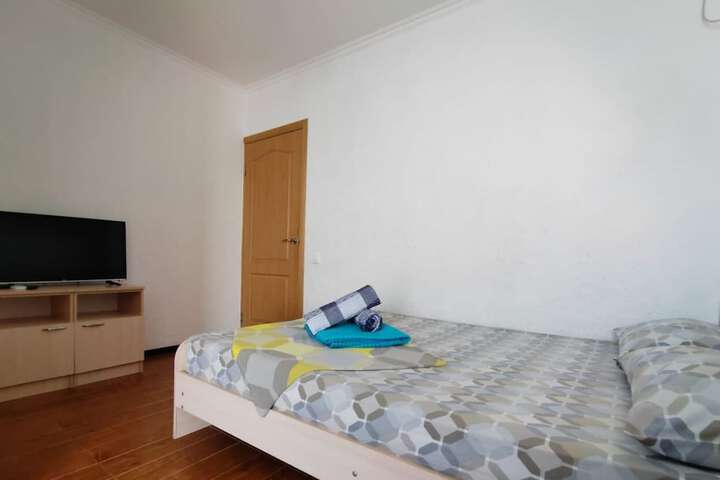 Room 9 of 29