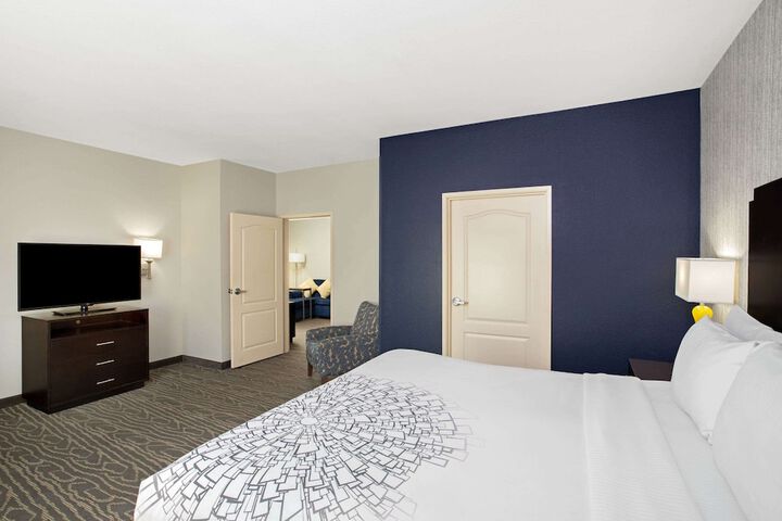 Room 13 of 31