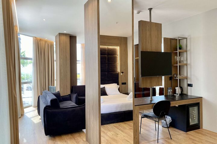 Room 15 of 71