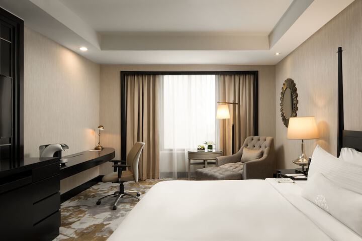 Room 10 of 95
