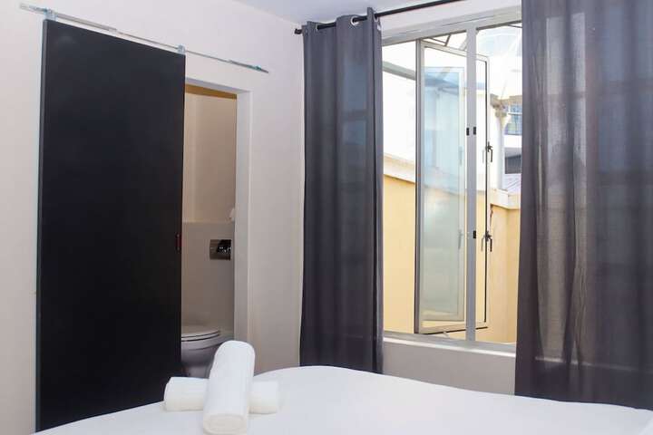 Room 15 of 35