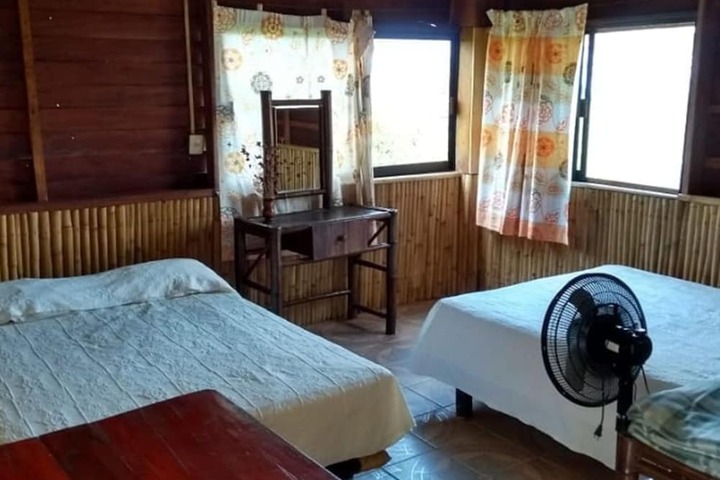 Room 6 of 43