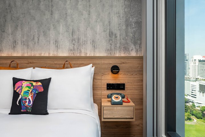 Room 8 of 75