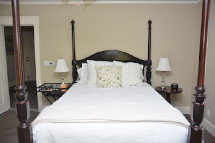 Room 10 of 252