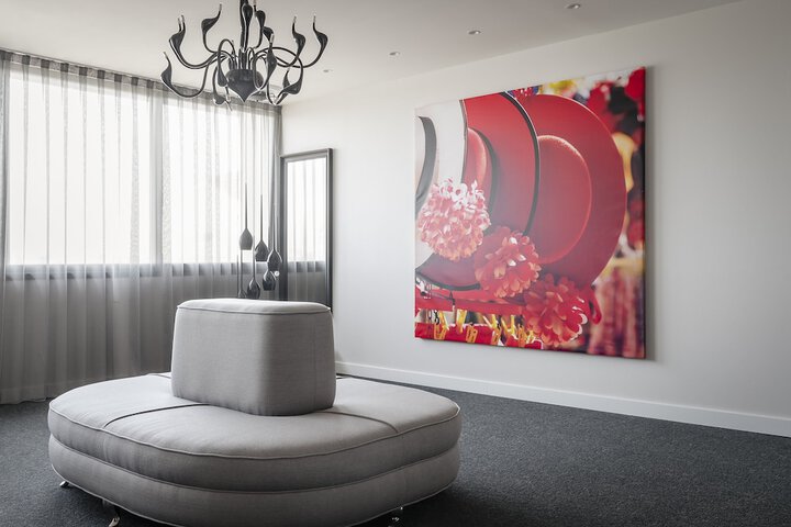 Guest Lobby