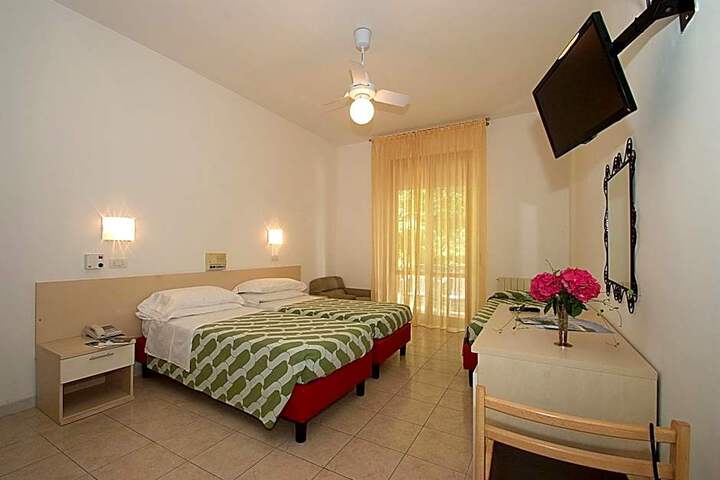 Photo 25