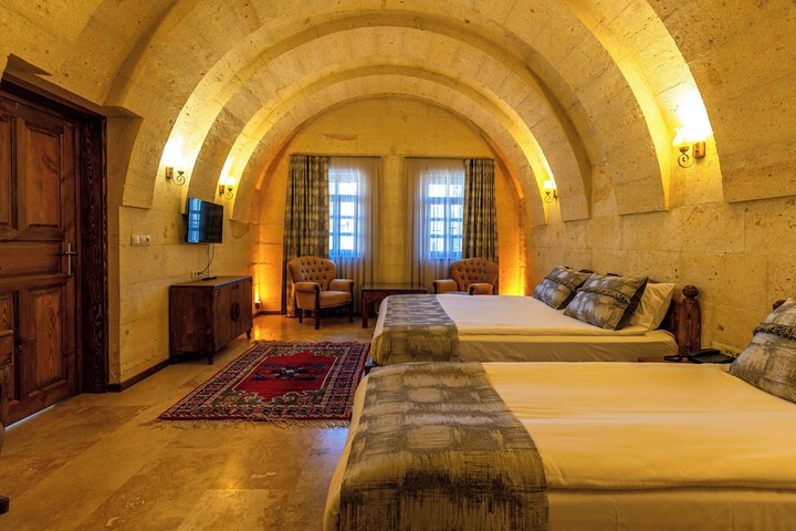 Room 40 of 89