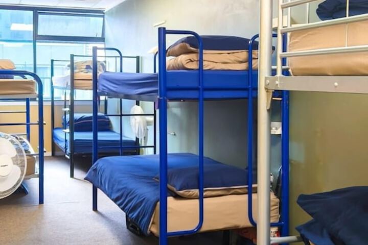 Room 6 of 23