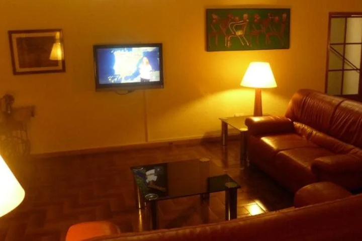 Room 5 of 17