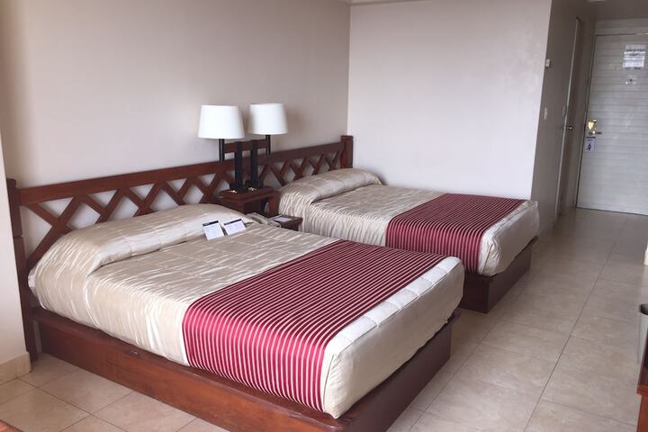 Room 9 of 56