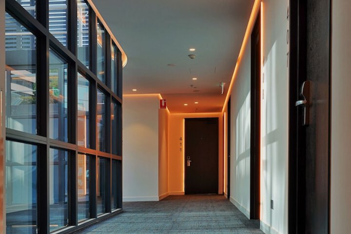 Ballroom/Hall 40 of 44
