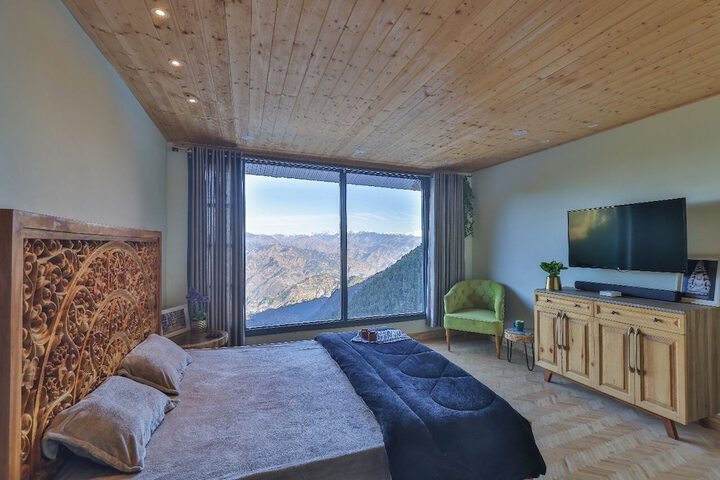 Room 5 of 21
