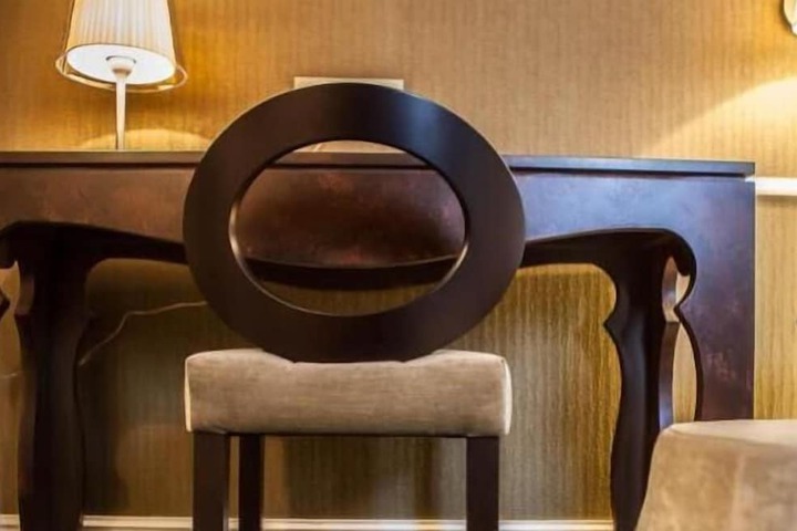 In-room business center
