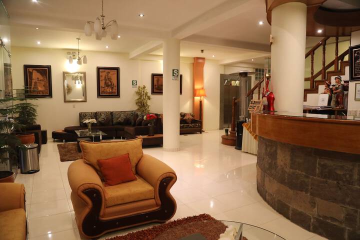 Hotel Interior 5 of 124