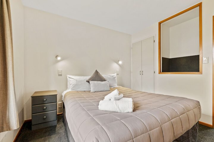Room 4 of 46