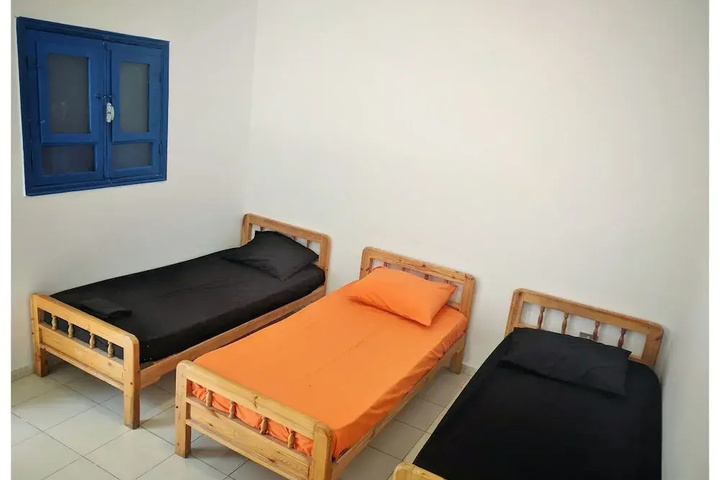 Room 3 of 9