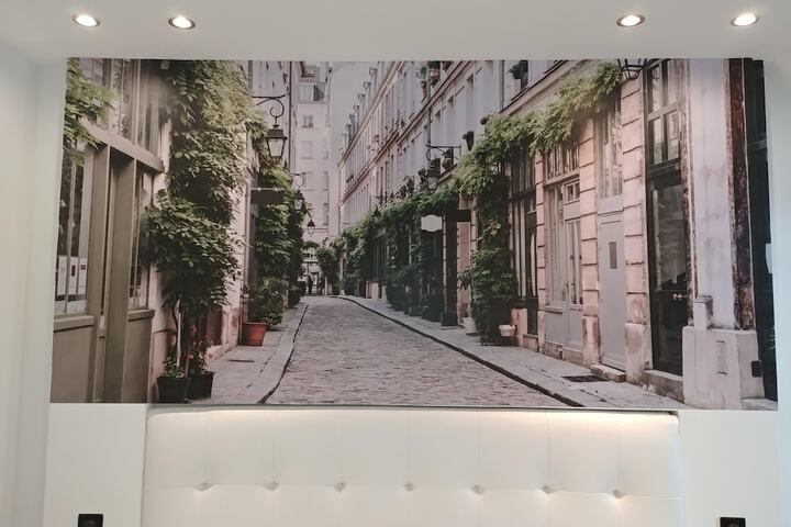 Room 45 of 173