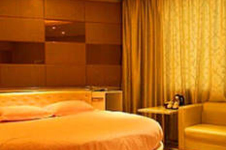 Room 60 of 83