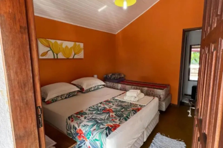 Room 2 of 11
