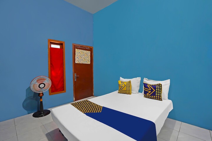 Room 12 of 21