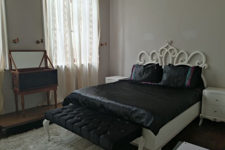 Room 5 of 47