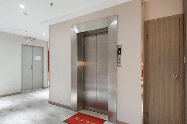 Fitness Facility Photos