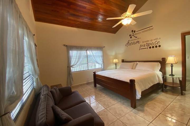 Room 10 of 40
