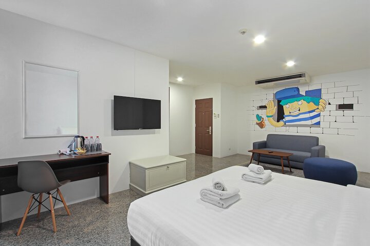 Room 36 of 69