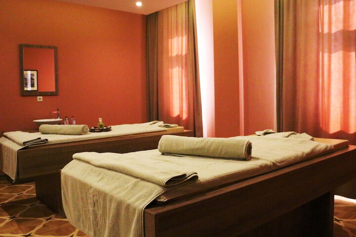 Spa 74 of 160