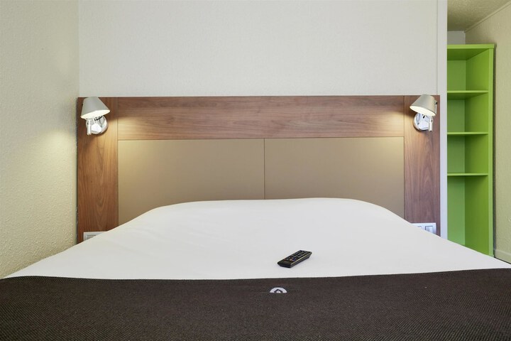 Room 13 of 39