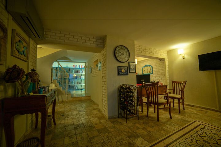 Hotel Interior 3 of 85