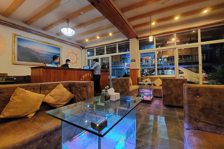 Hotel Interior 4 of 116