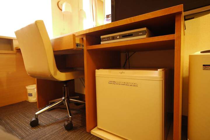 Room 11 of 29