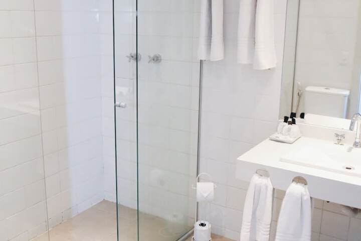 Clean Restrooms