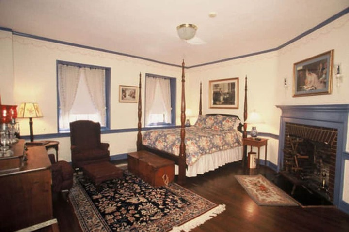 Room 24 of 56