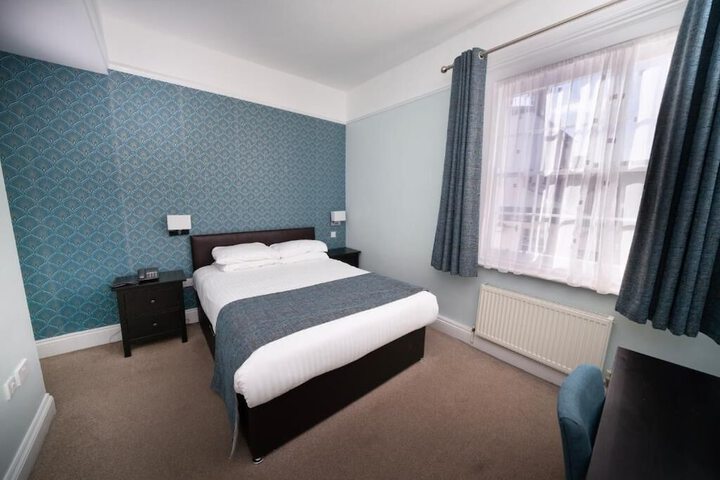 Room 16 of 45