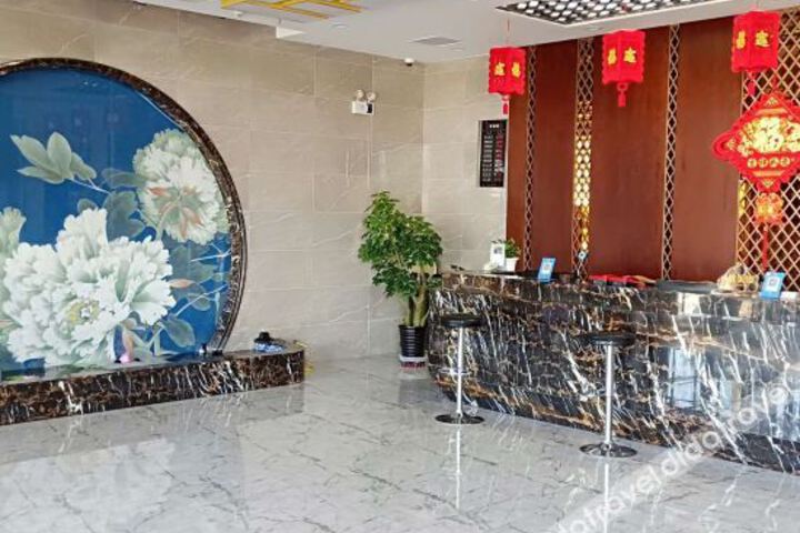 Hotel Interior 14 of 28