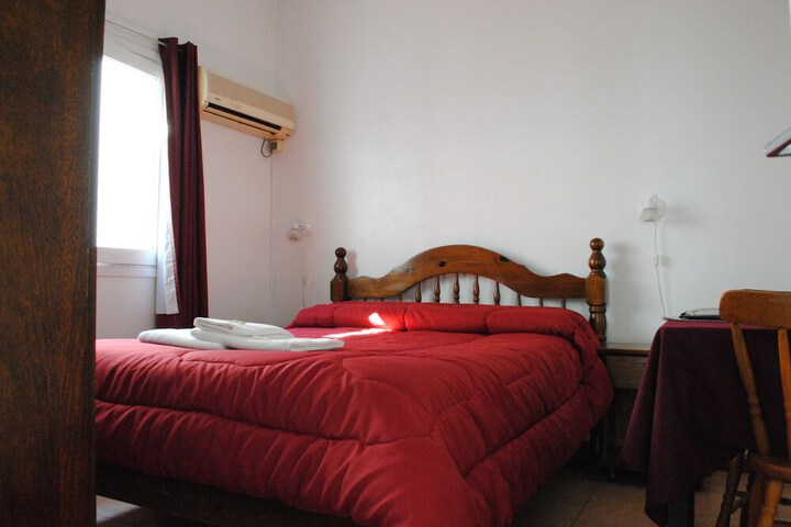 Room 10 of 47