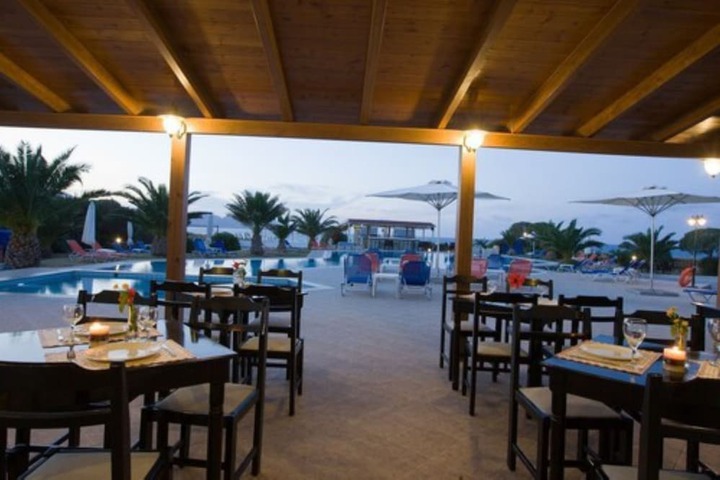 Dining Photos