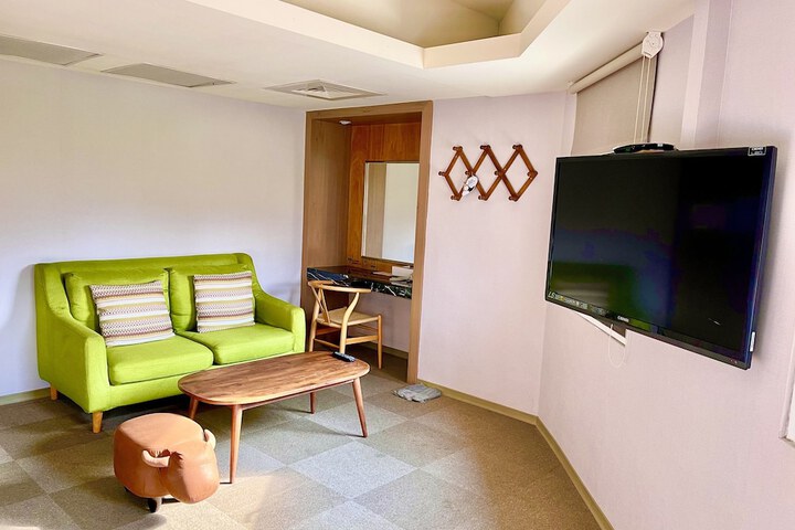 Room 54 of 87