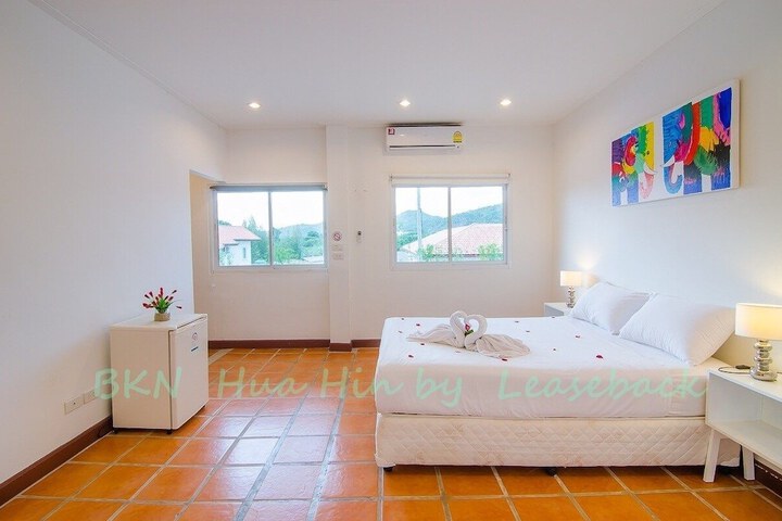 Room 15 of 76