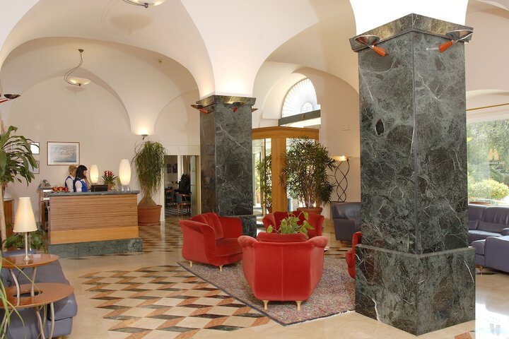Lobby Photos