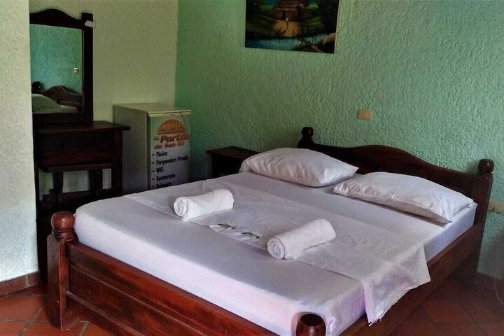 Room 6 of 26