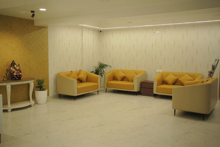 Hotel Interior 9 of 33