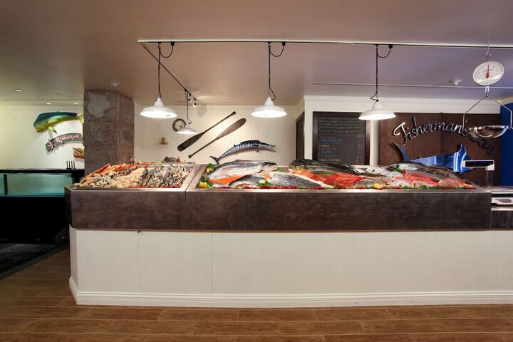 Dining 116 of 160