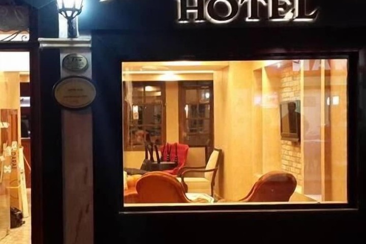 Hotel Exterior