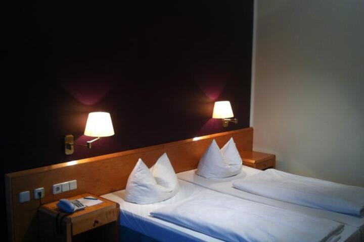 HOTEL RESTAURANT ESCHBACHTALSPERRE