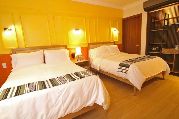 Room 12 of 50